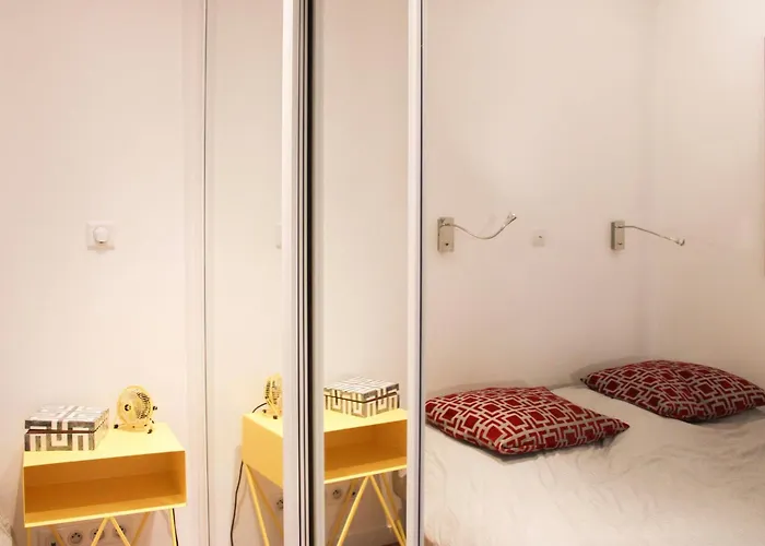 Bright And For 4 In Apartament *